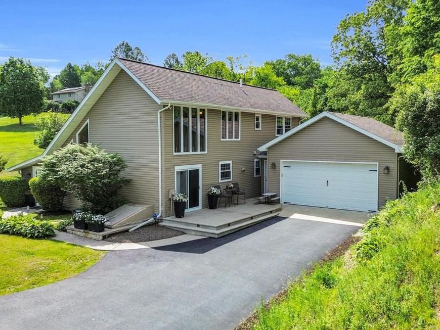 1094 Seifrit Lane, Bernville, PA 19506 Main Photo