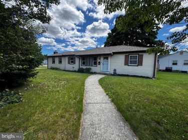 54 WARWICK ROAD, STRATFORD, NJ 08084