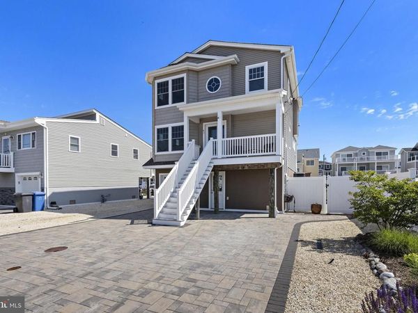 41 HARRY DRIVE, MANAHAWKIN, NJ 08050