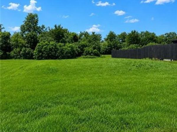 332 LEONA Drive , Raceland, LA 70394