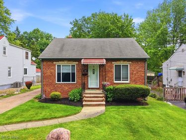 4209 Clague Road, North Olmsted, OH 44070