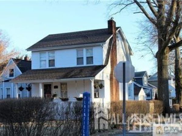 29 Plainfield Avenue, Metuchen, NJ 08840