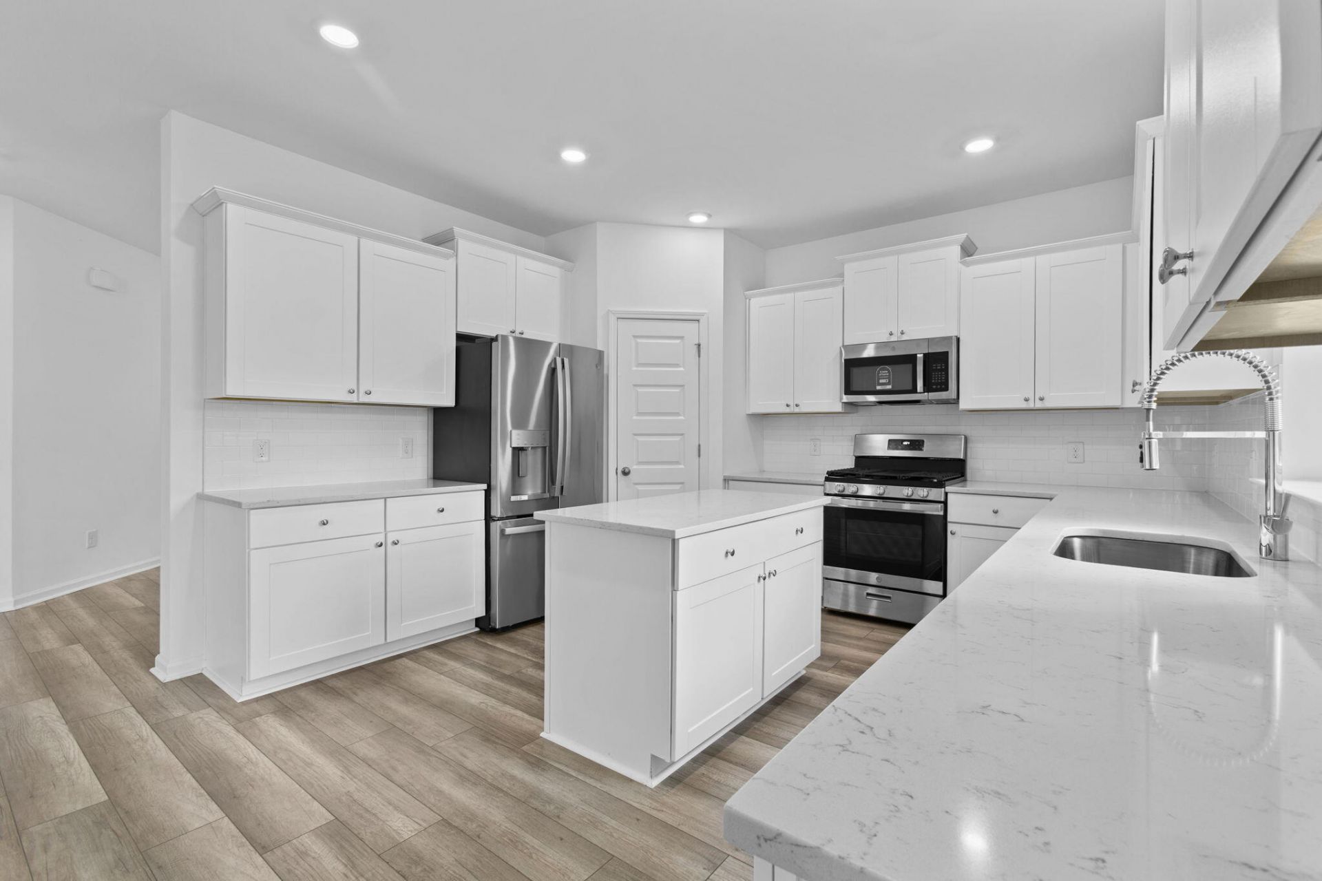 113 Lindera Preserve Boulevard Photo 10