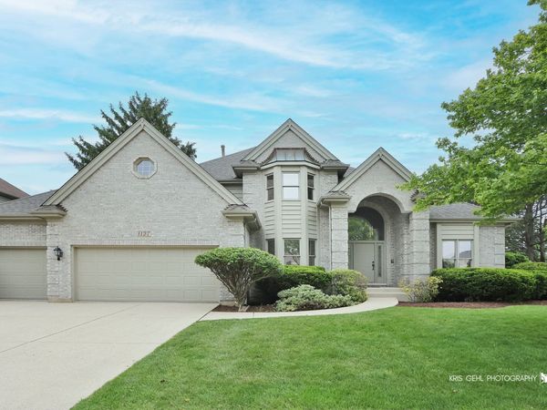 1127 Courtland Place , Aurora, IL 60502