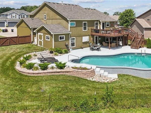 603 19TH Avenue, Greenwood, MO 64034