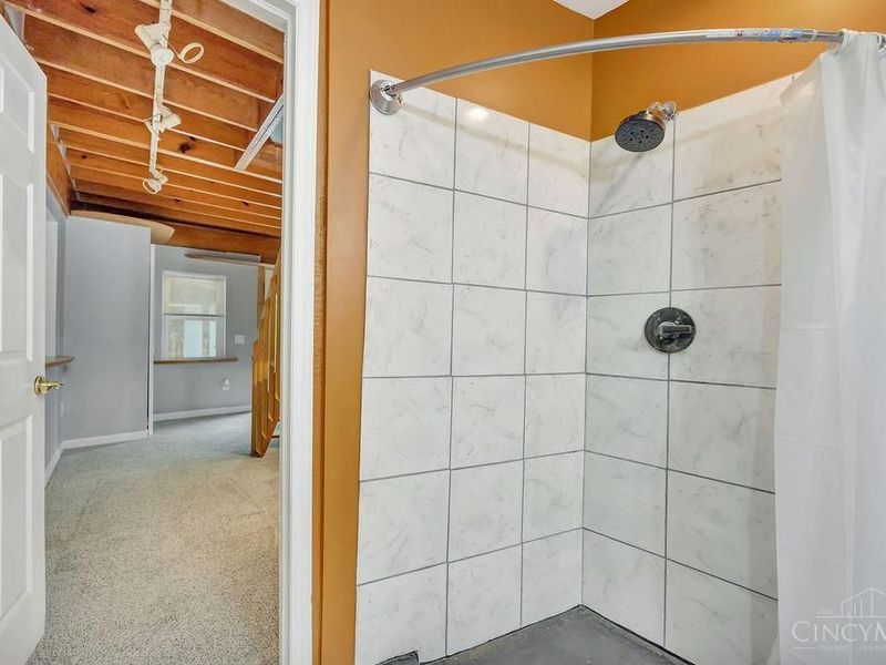 6851 Taylor Road, Green Township, OH 45248 Photo 19