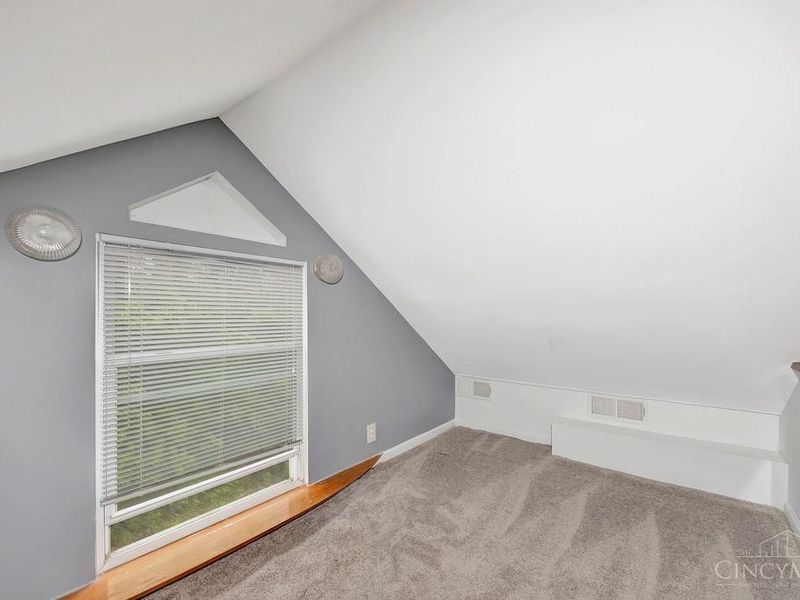 6851 Taylor Road, Green Township, OH 45248 Photo 32