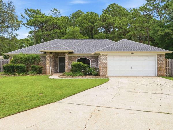 9318 Lucian Court, Navarre, FL 32566