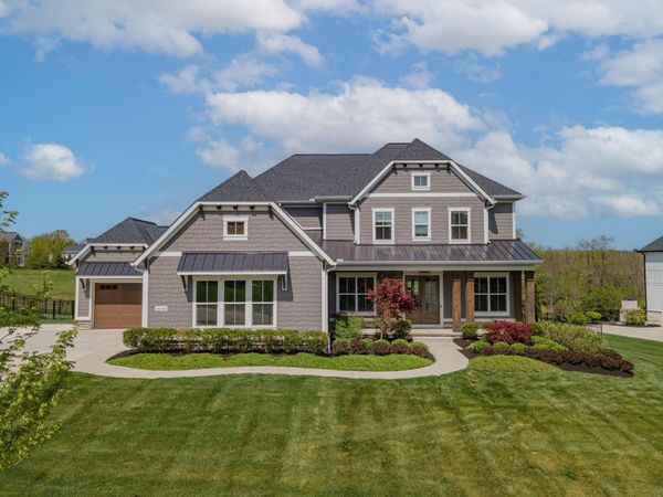 1608 Liberty Bluff Drive, Delaware, OH 43015