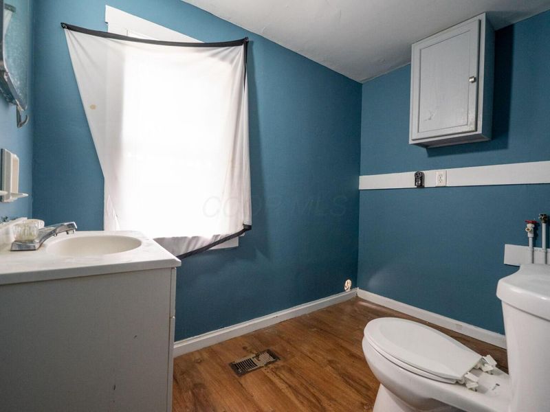 1521 Manchester Avenue , Columbus, OH 43211 Photo 4