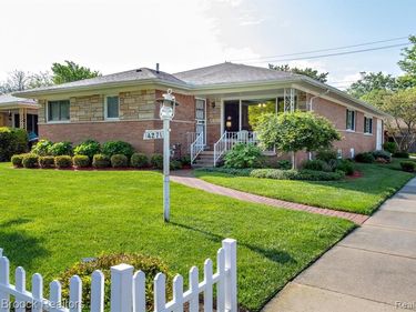 14271 Lincoln Street , Oak Park, MI 48237