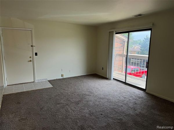 34673 Clarkson Drive E, Fraser, MI 48026