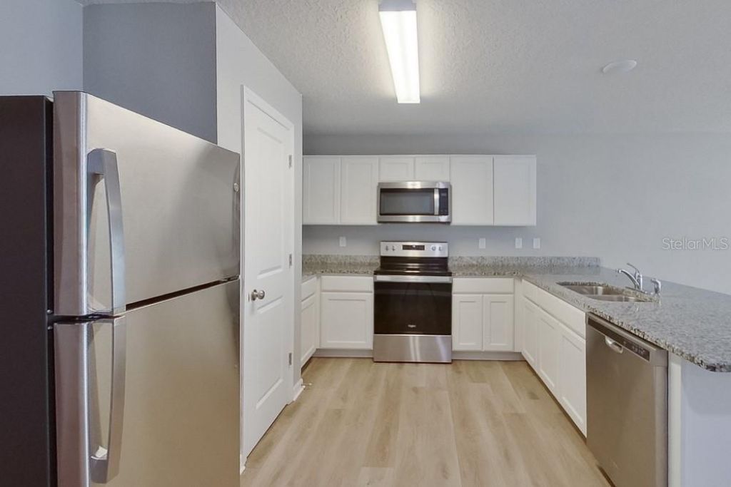 1924 W Roseboro Drive, Dunnellon, FL 34434 Photo