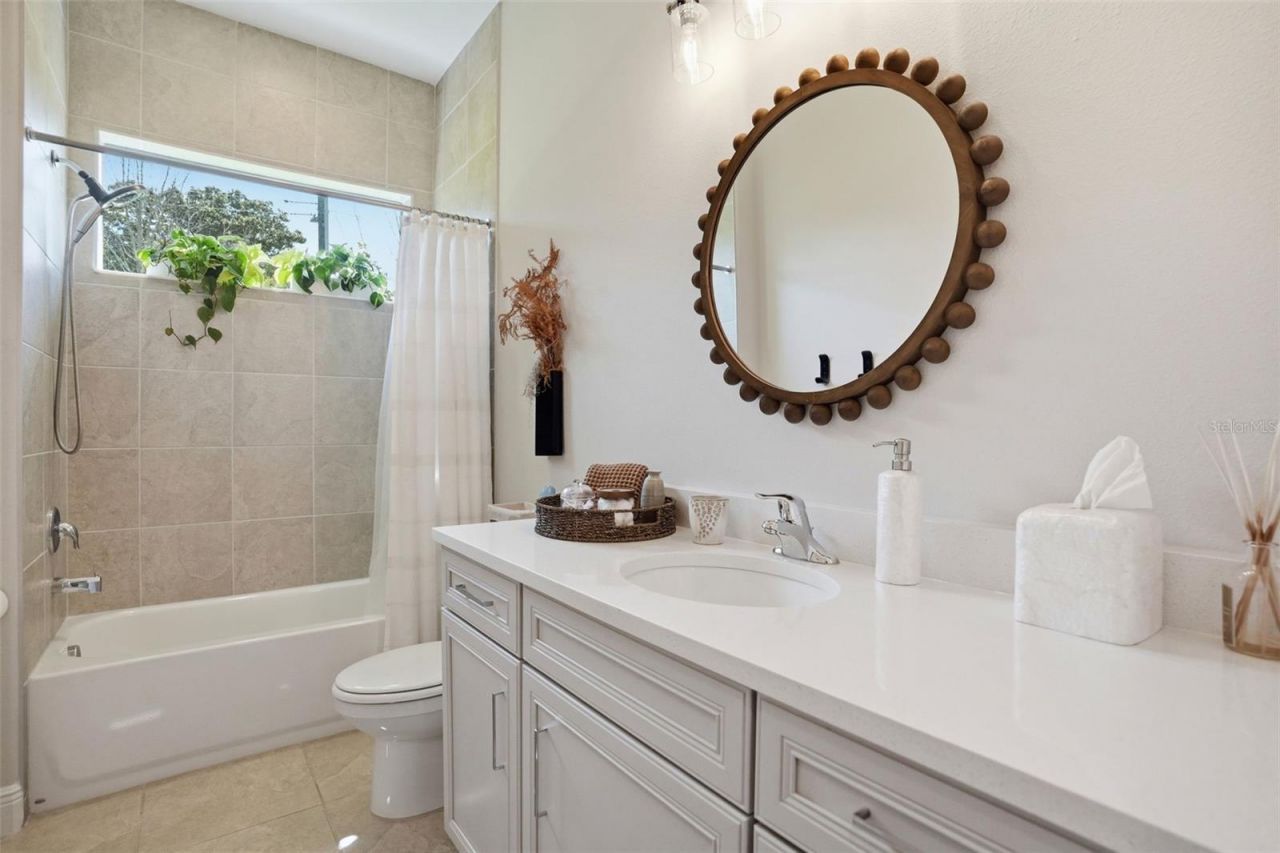 1916 Jullee Lane, Palm Harbor, FL 34683 Photo