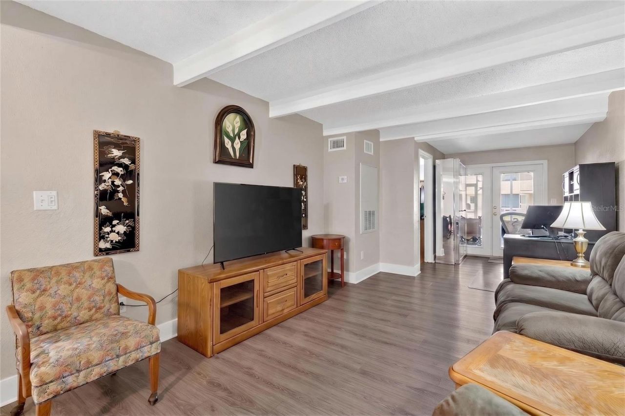 1513 Club Circle, Lakeshore, FL 33854 Photo