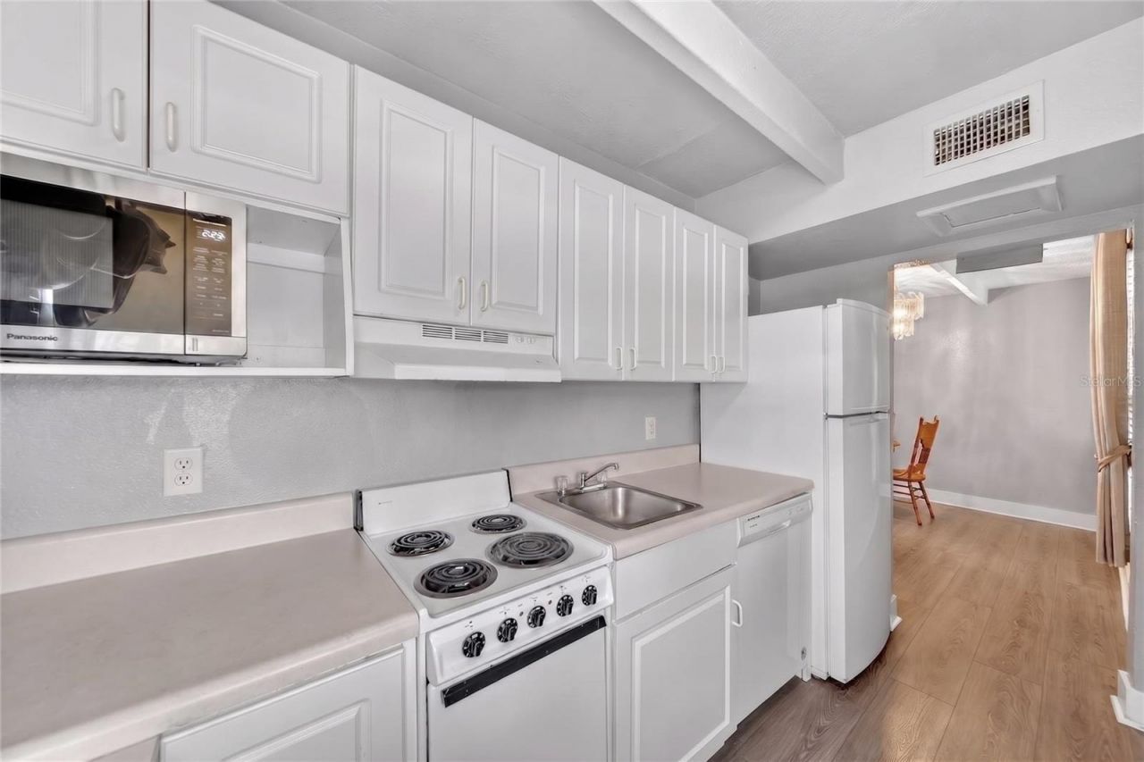 1513 Club Circle, Lakeshore, FL 33854 Photo