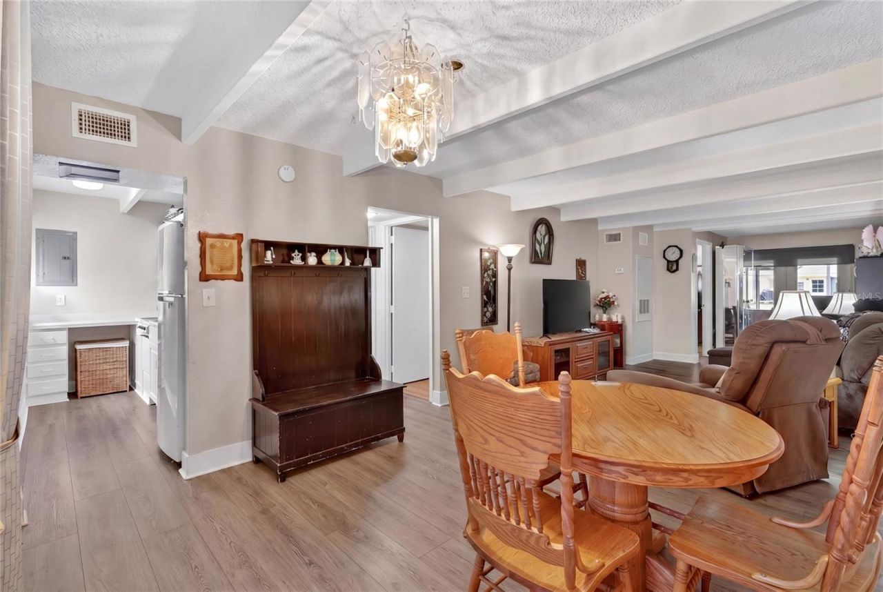 1513 Club Circle, Lakeshore, FL 33854 Photo