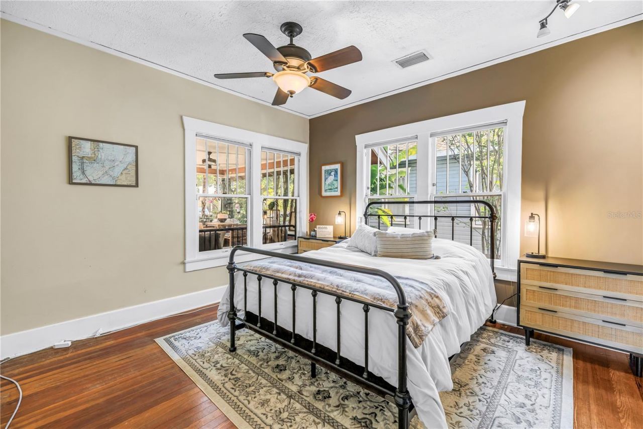 1114 3rd Street N, Saint Petersburg, FL 33701 Photo
