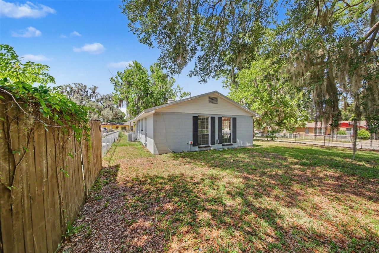 1109 Inland Street, Leesburg, FL 34748 Photo