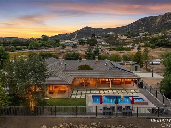 16420 Rocky Glen Road, Perris, CA 92570