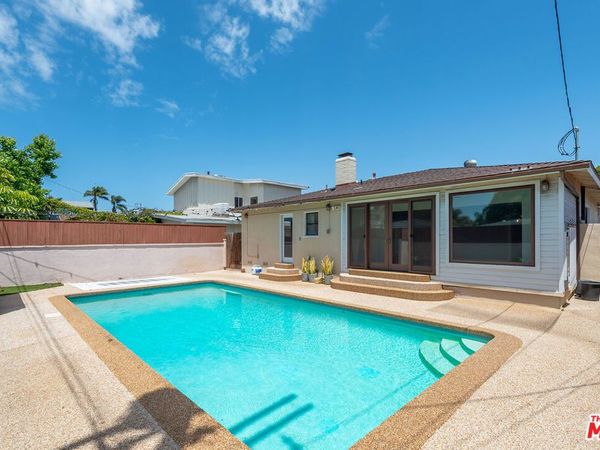 7424 W 81st Street, Los Angeles, CA 90045