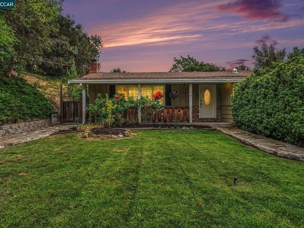4 Dale Court, Lafayette, CA 94549