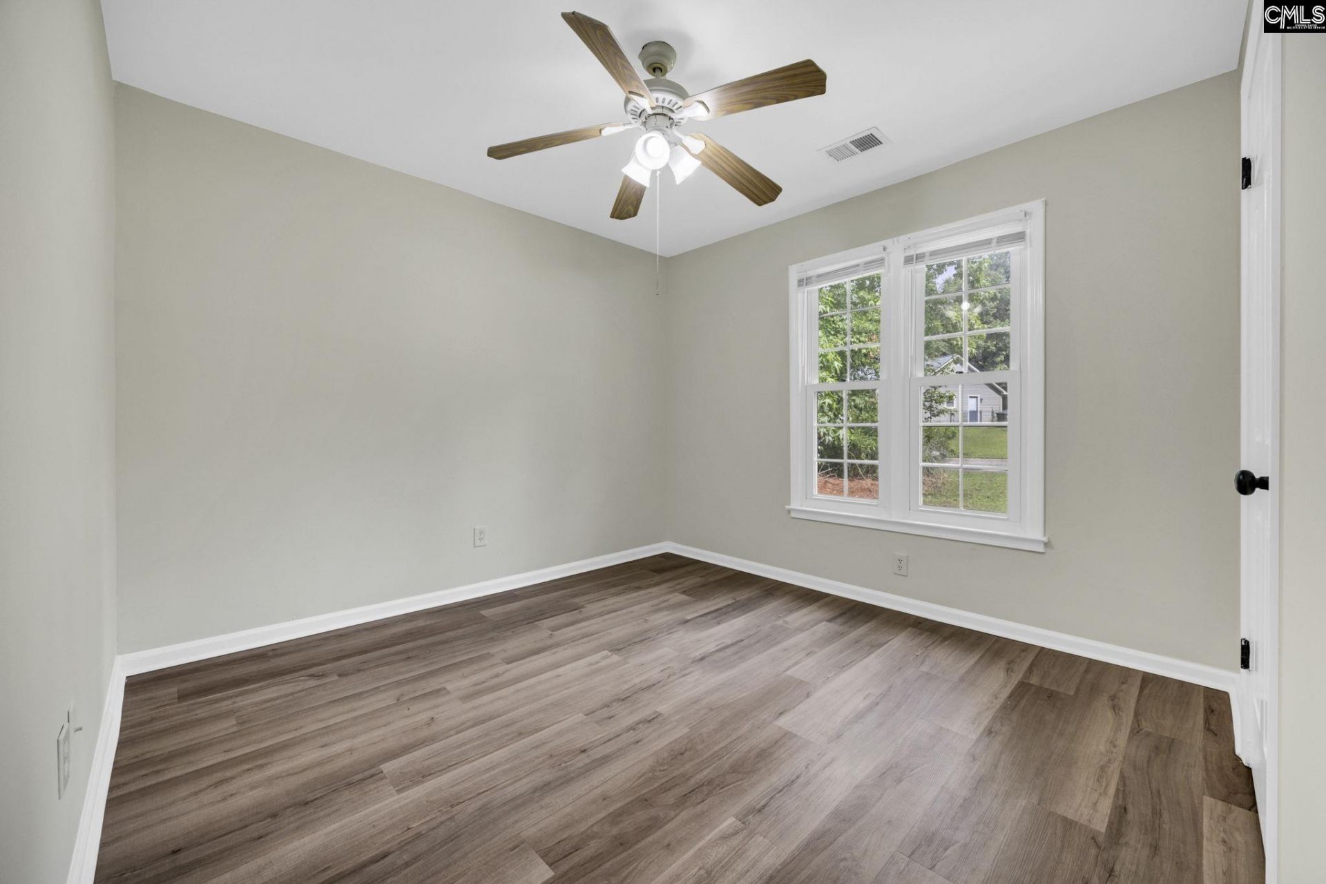 544 Kenton Drive  Photo 22