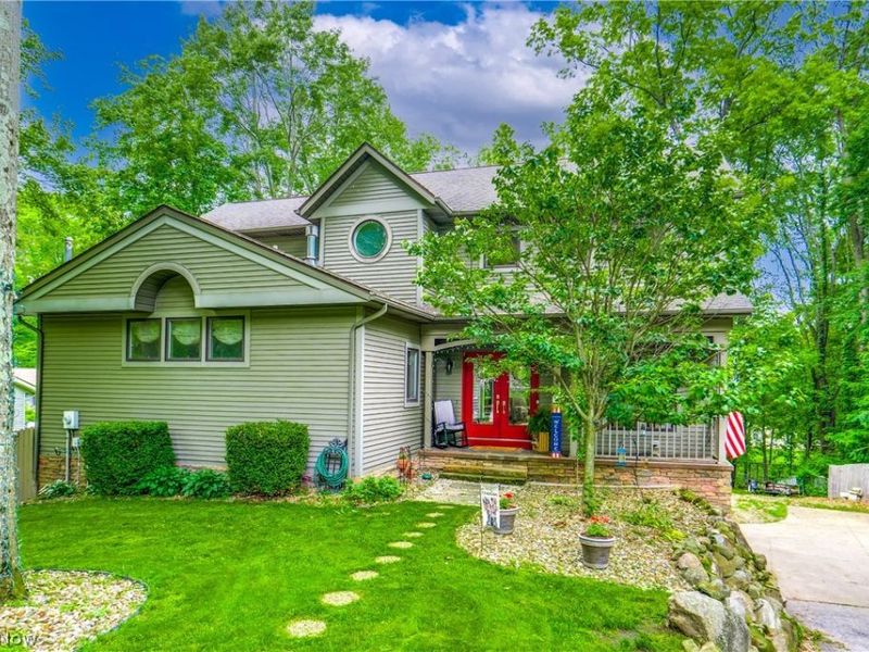 4364 Laburnum Drive, Akron, OH 44319 Photo 3