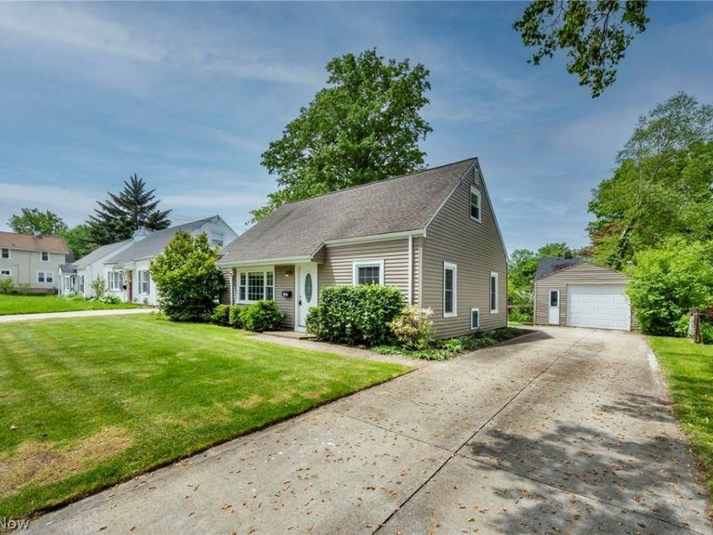 1578 11th Street, Cuyahoga Falls, OH 44221 Photo 4
