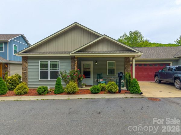 168 February Lane, Waynesville, NC 28785