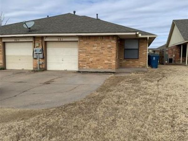 201 Barrett Place, Edmond, OK 73003