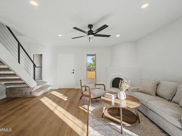 837 E PEORIA Avenue, Unit 2, Phoenix, AZ 85020