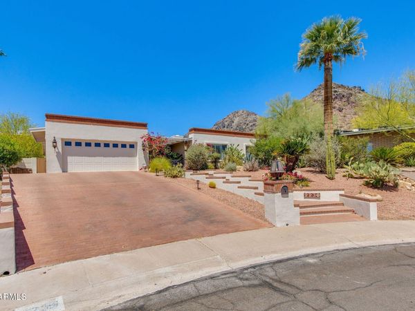 2236 E CACTUS WREN Drive, Phoenix, AZ 85020