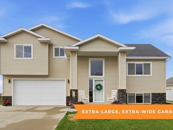 1102 6th Avenue NE, Dilworth, MN 56529