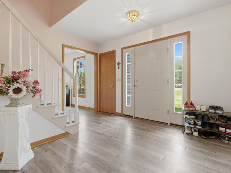 8904 Dean Road, Vermilion, OH 44089 Photo 4