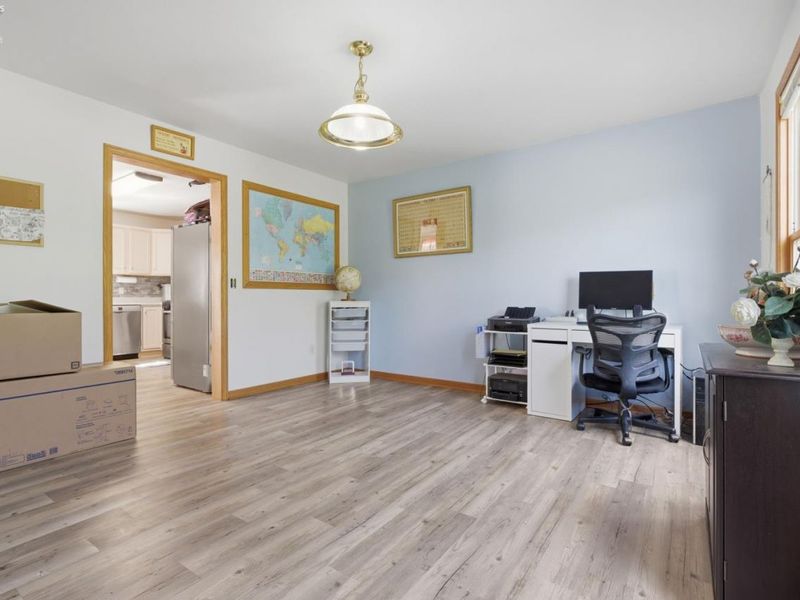 8904 Dean Road, Vermilion, OH 44089 Photo 9