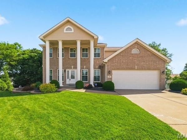 77 Lanchester Court, St Peters, MO 63376