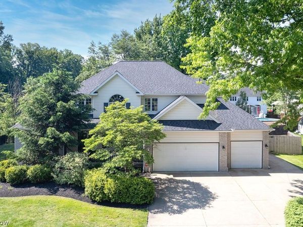 7580 Captains Court , Mentor, OH 44060