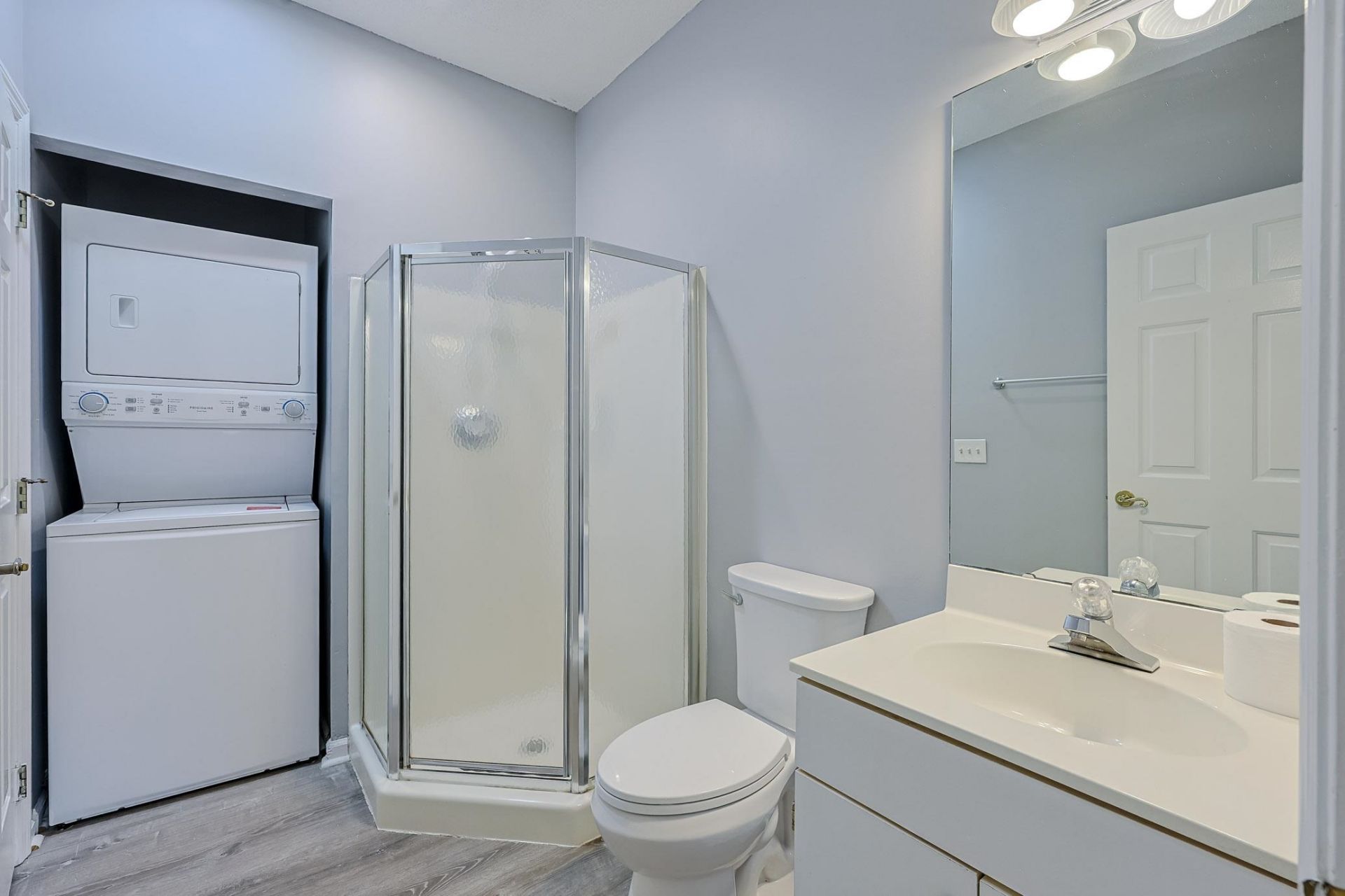 3935 Gladiola Ct.  Photo 14