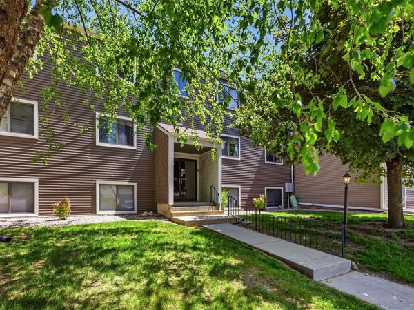 6629 Preston Terrace Court SW, Unit 2, Cedar Rapids, IA 52404