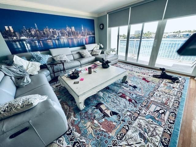 511 Bayshore Drive, Unit 405, Fort Lauderdale, FL 33304 Photo