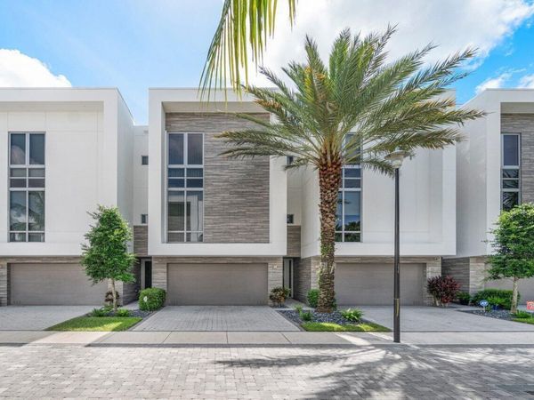 4130 NW 17th Avenue, Boca Raton, FL 33431