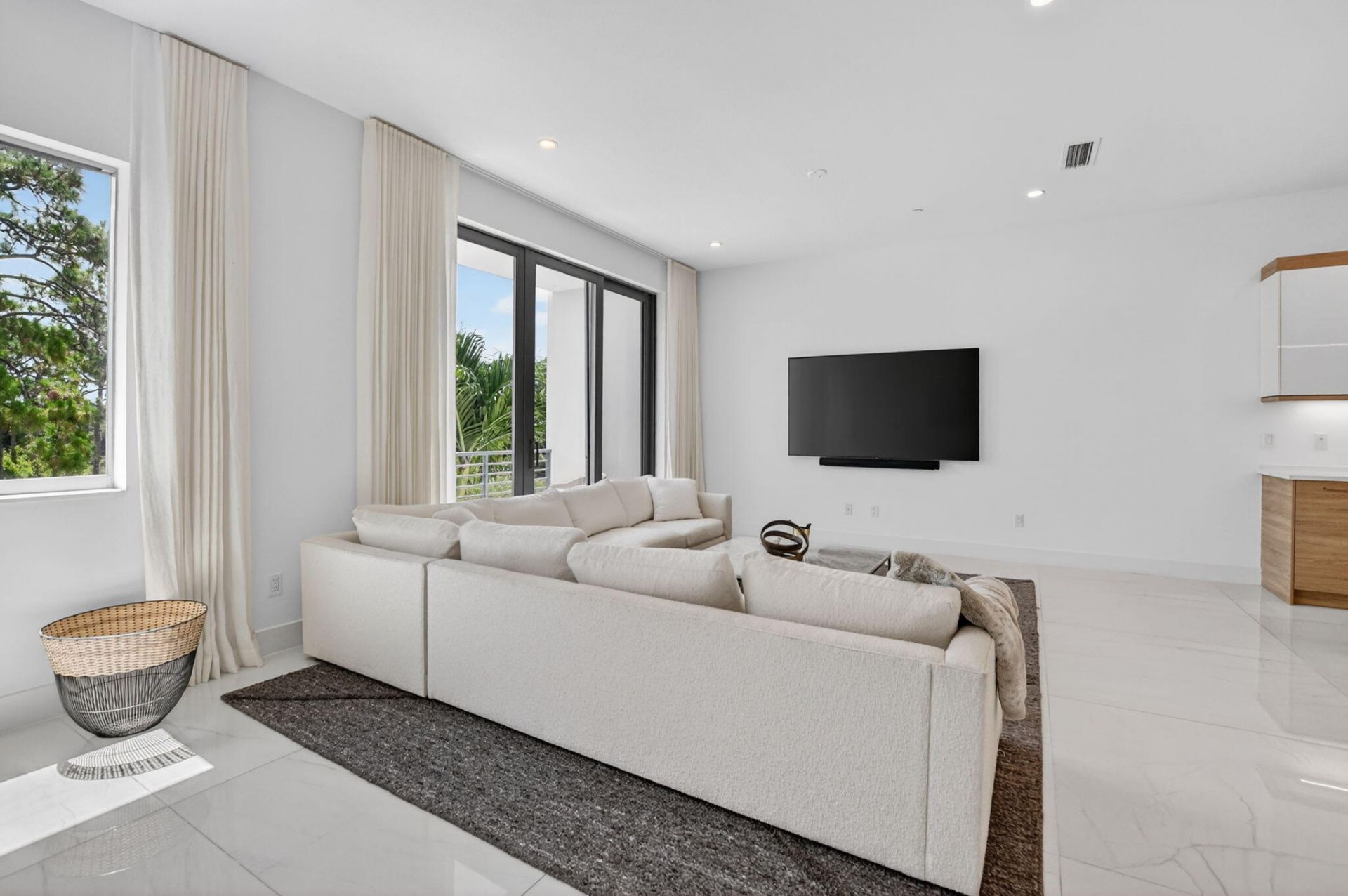 4130 NW 17th Avenue, Boca Raton, FL 33431 Photo