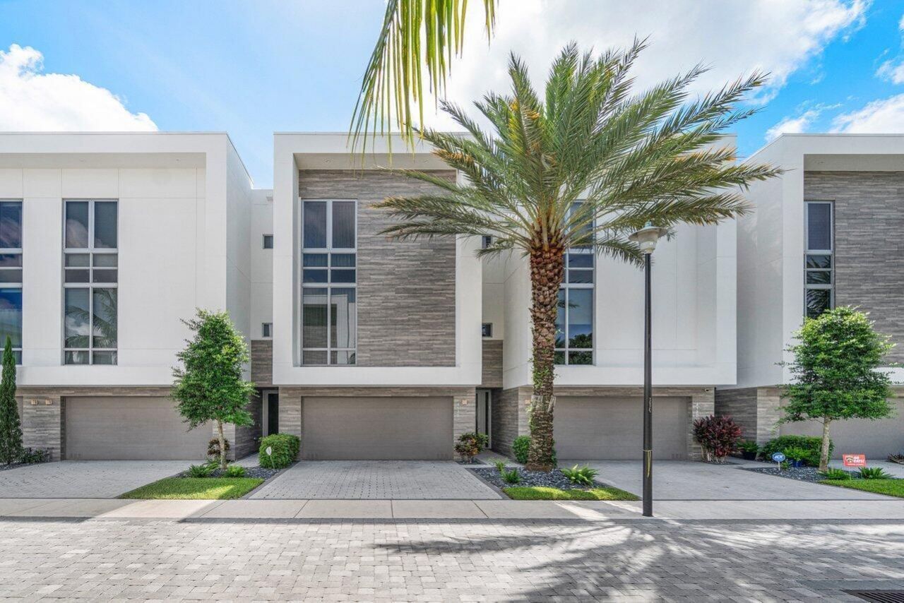 4130 NW 17th Avenue, Boca Raton, FL 33431 Photo