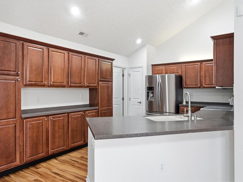 7267 Falls View Circle, Delaware, OH 43015 Photo 22