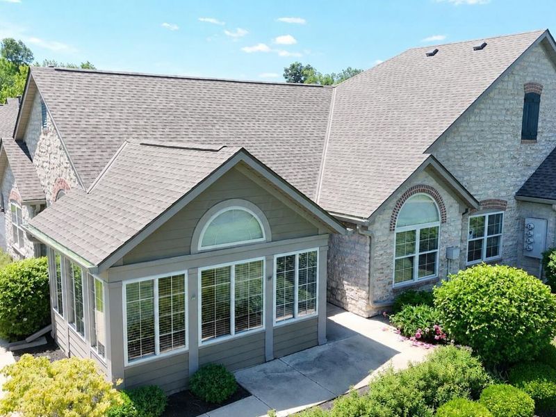 7267 Falls View Circle, Delaware, OH 43015 Photo 5