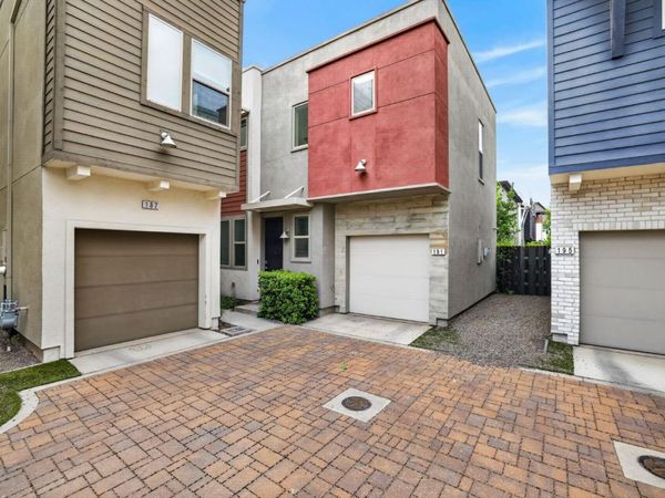 191 Log Pond Ln, Sacramento, CA 95818