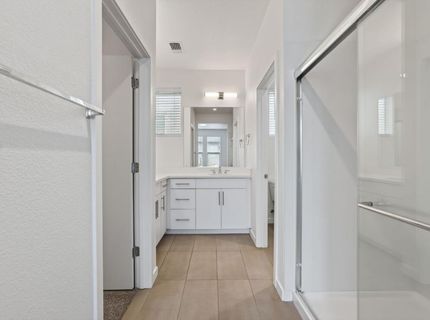 191 Log Pond Ln, Sacramento, CA 95818 Photo