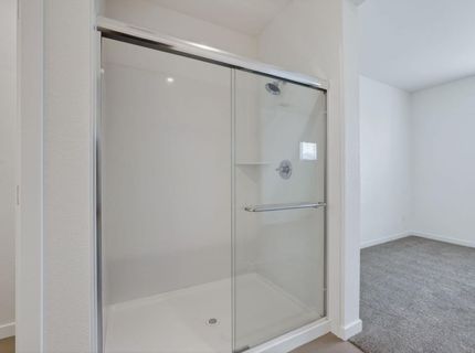 191 Log Pond Ln, Sacramento, CA 95818 Photo