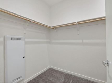 191 Log Pond Ln, Sacramento, CA 95818 Photo
